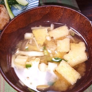 小松菜の油揚げ味噌汁